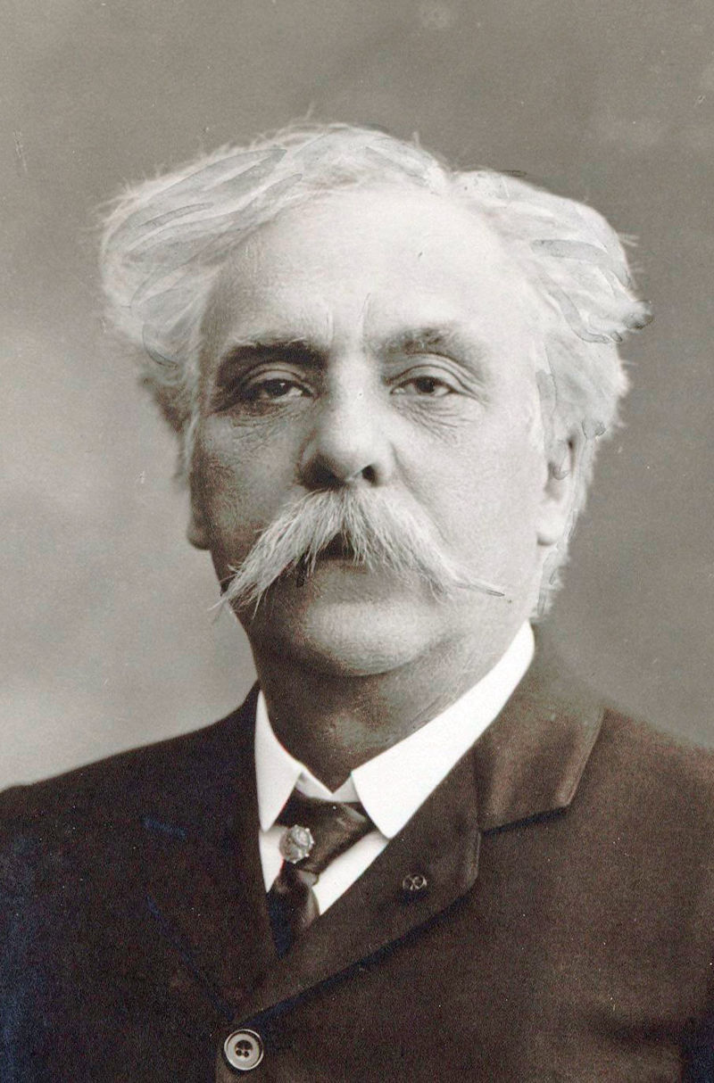 Gabriel_Fauré_1845-1924.jpg